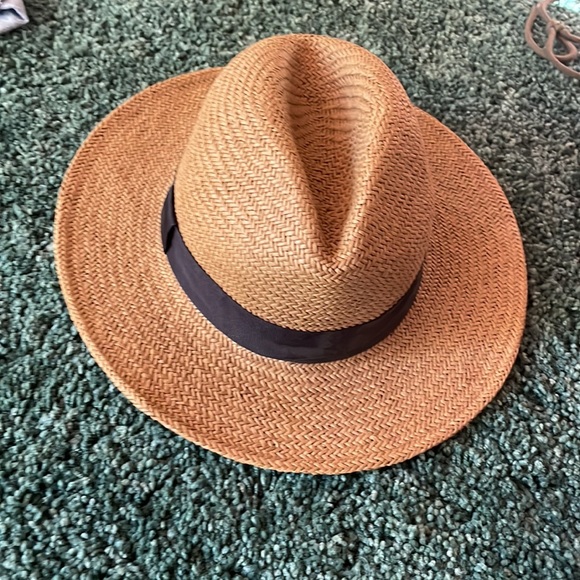 Banana republic straw hat - Picture 3 of 4